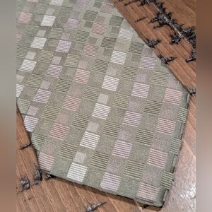 Giorgio Armani 100% Silk Diamond Tie